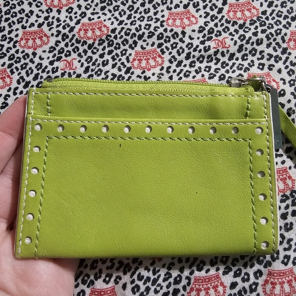 Coach - Picture 2 of 4